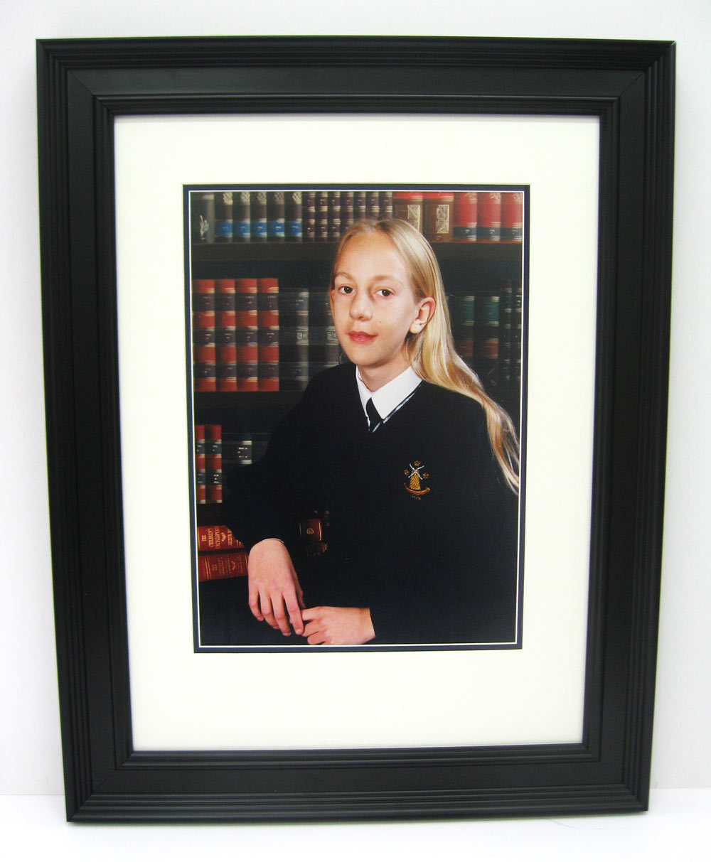 bespoke picture framing school photograph